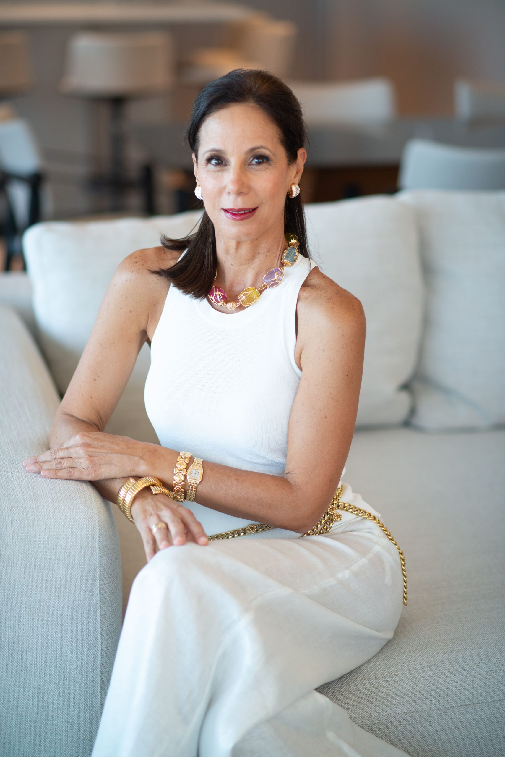 ind (20 of 46) - preferred pic sitting couch-min